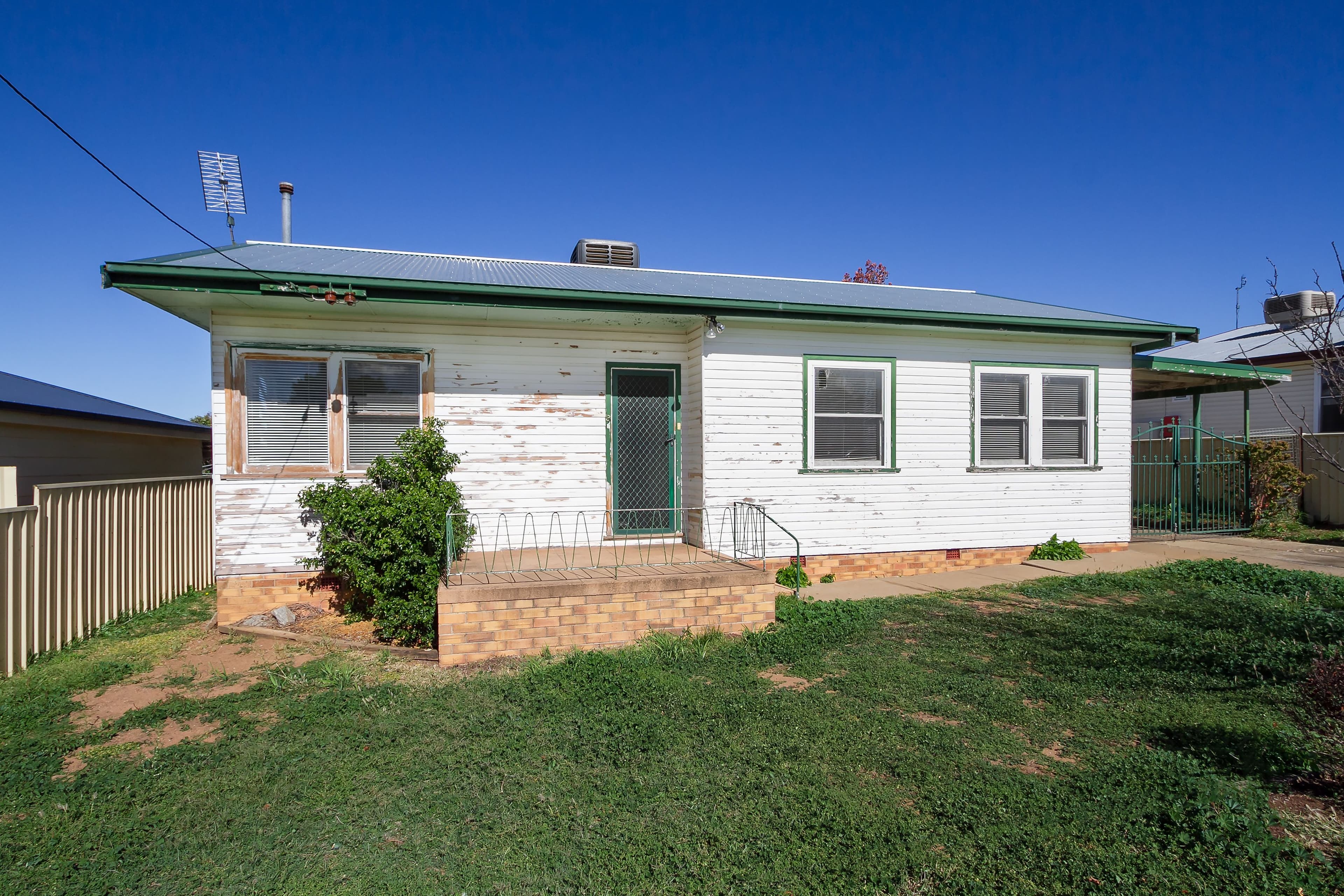 3 Warren Street, Tamworth NSW 2340, Tamworth - Image 1