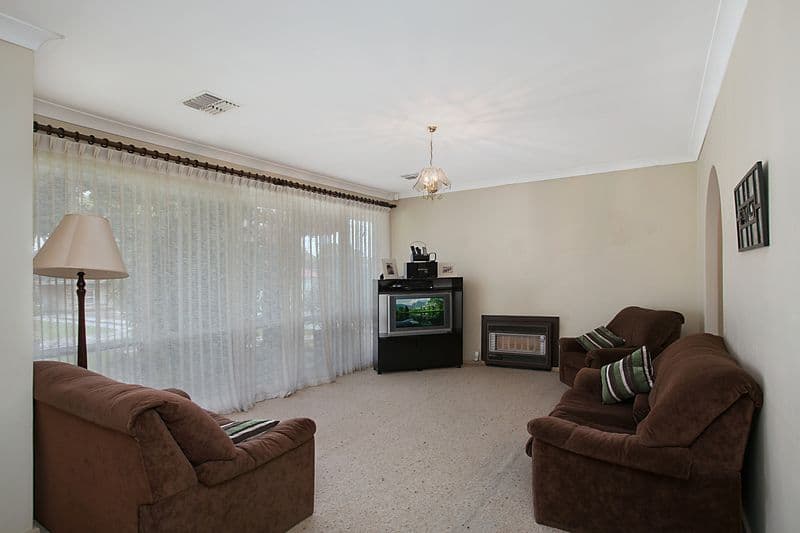 24 Salisbury Avenue, VALLEY VIEW SA 5093, Valley View - Thumbnail 2