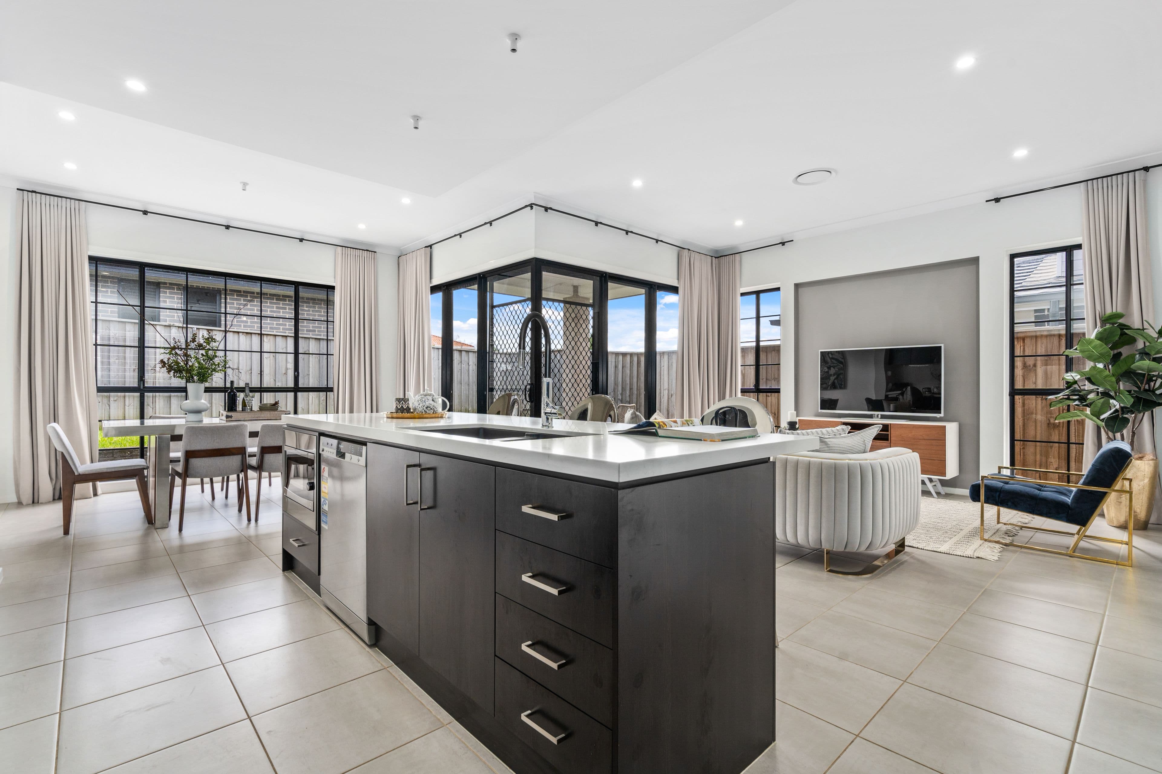37 Tanga Road, Edmondson Park NSW 2174, Edmondson Park - Thumbnail 3