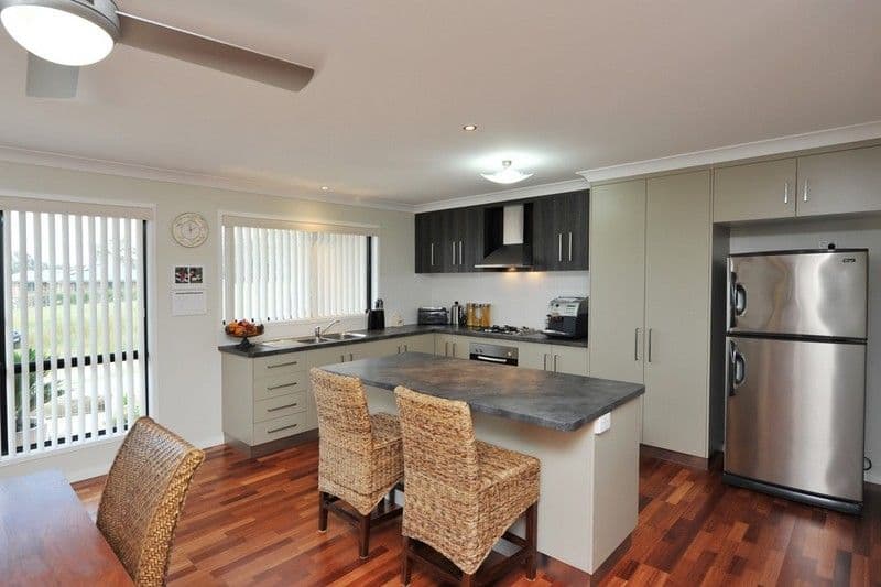 7 Jackson Court, CROWS NEST QLD 4355, Crows Nest - Thumbnail 2