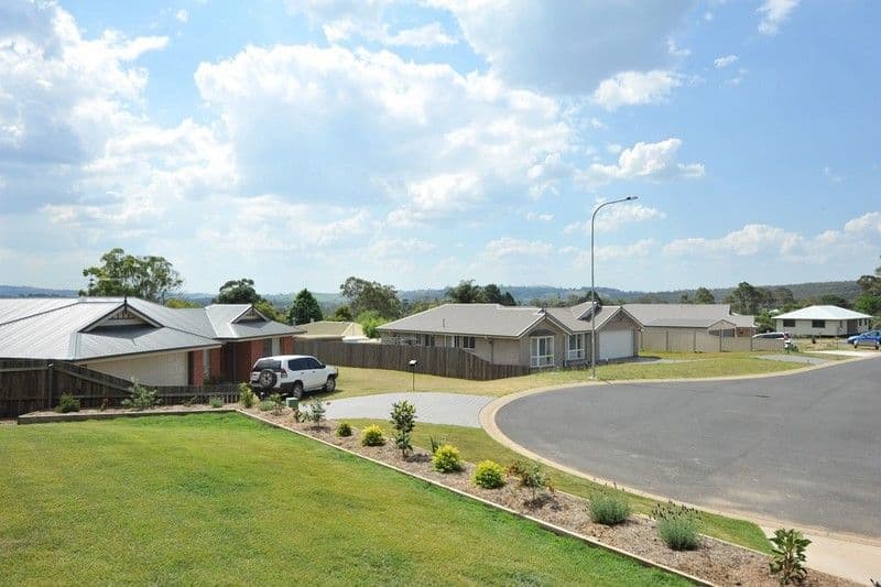 7 Jackson Court, CROWS NEST QLD 4355, Crows Nest - Thumbnail 4