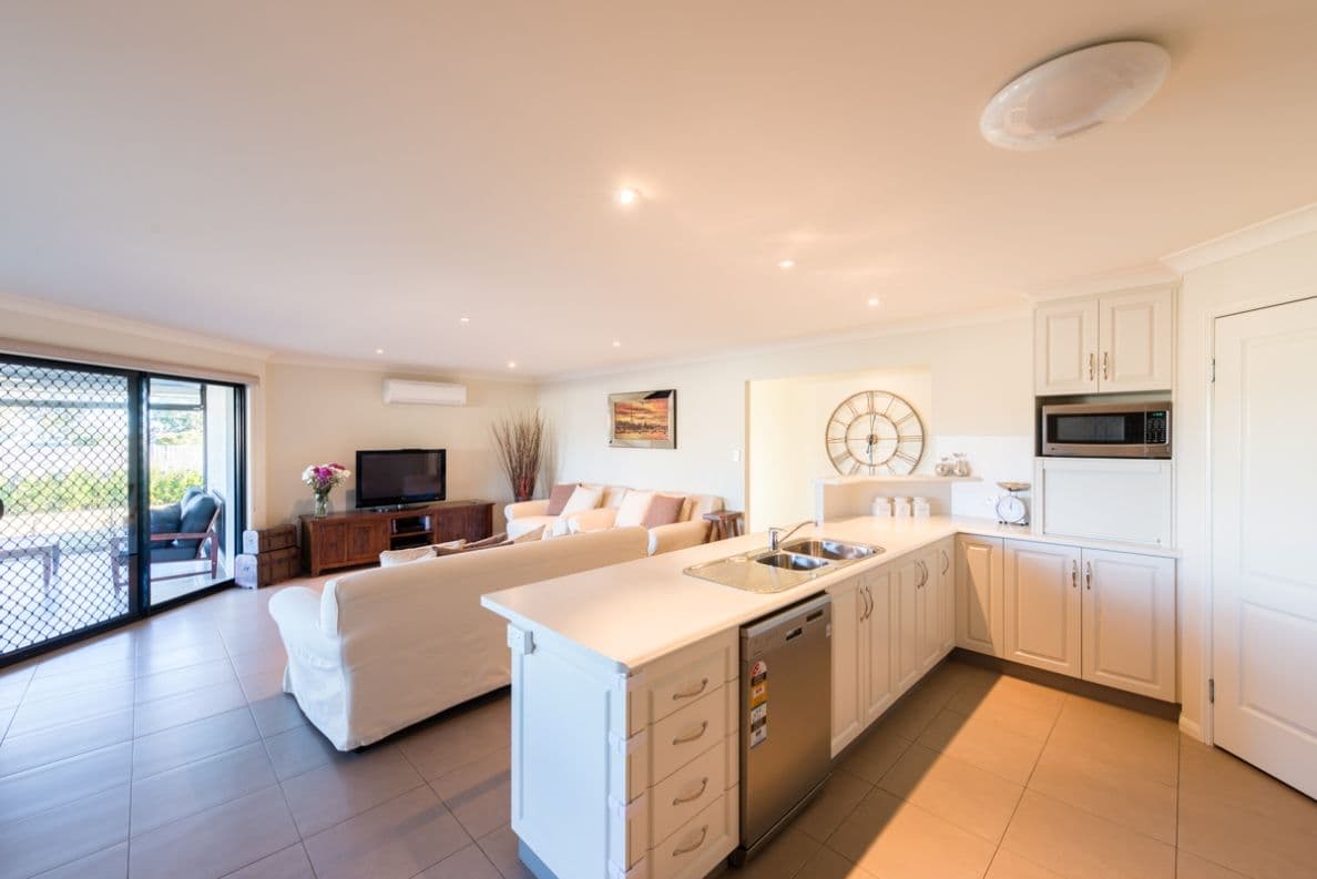 6 Bunkers Hill School Road, WESTBROOK QLD 4350, Eltham - Thumbnail 6