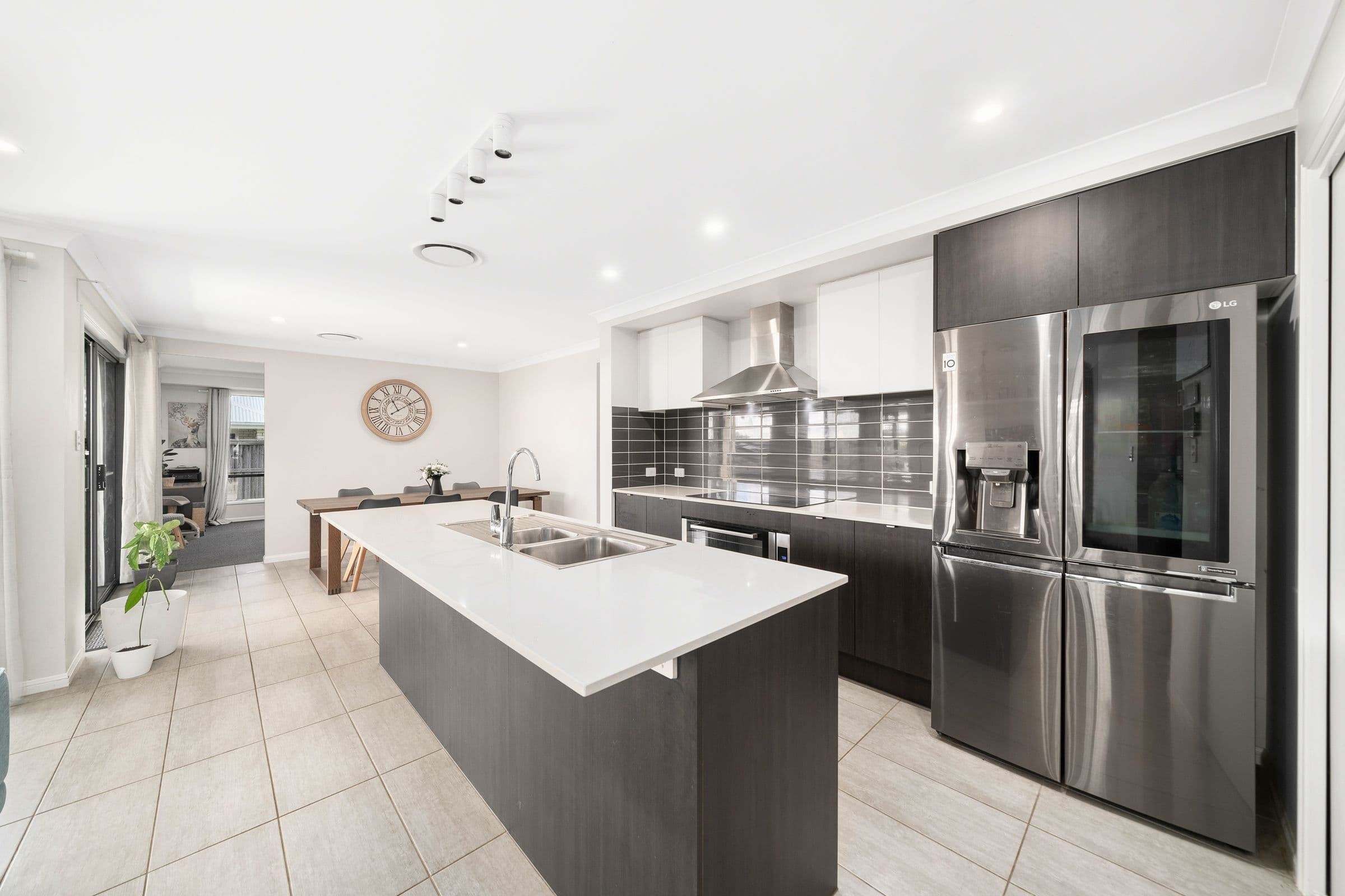 7 Carpet Street, Caboolture South QLD 4510, Caboolture South - Thumbnail 4