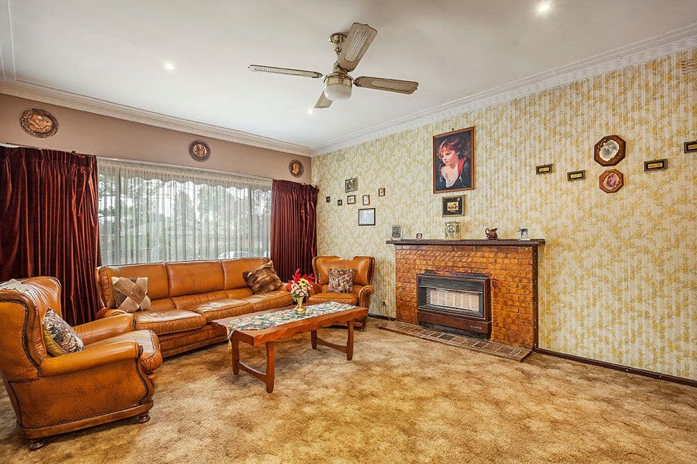 23 Banksia Street, BLACKBURN VIC 3130, Blackburn - Thumbnail 2