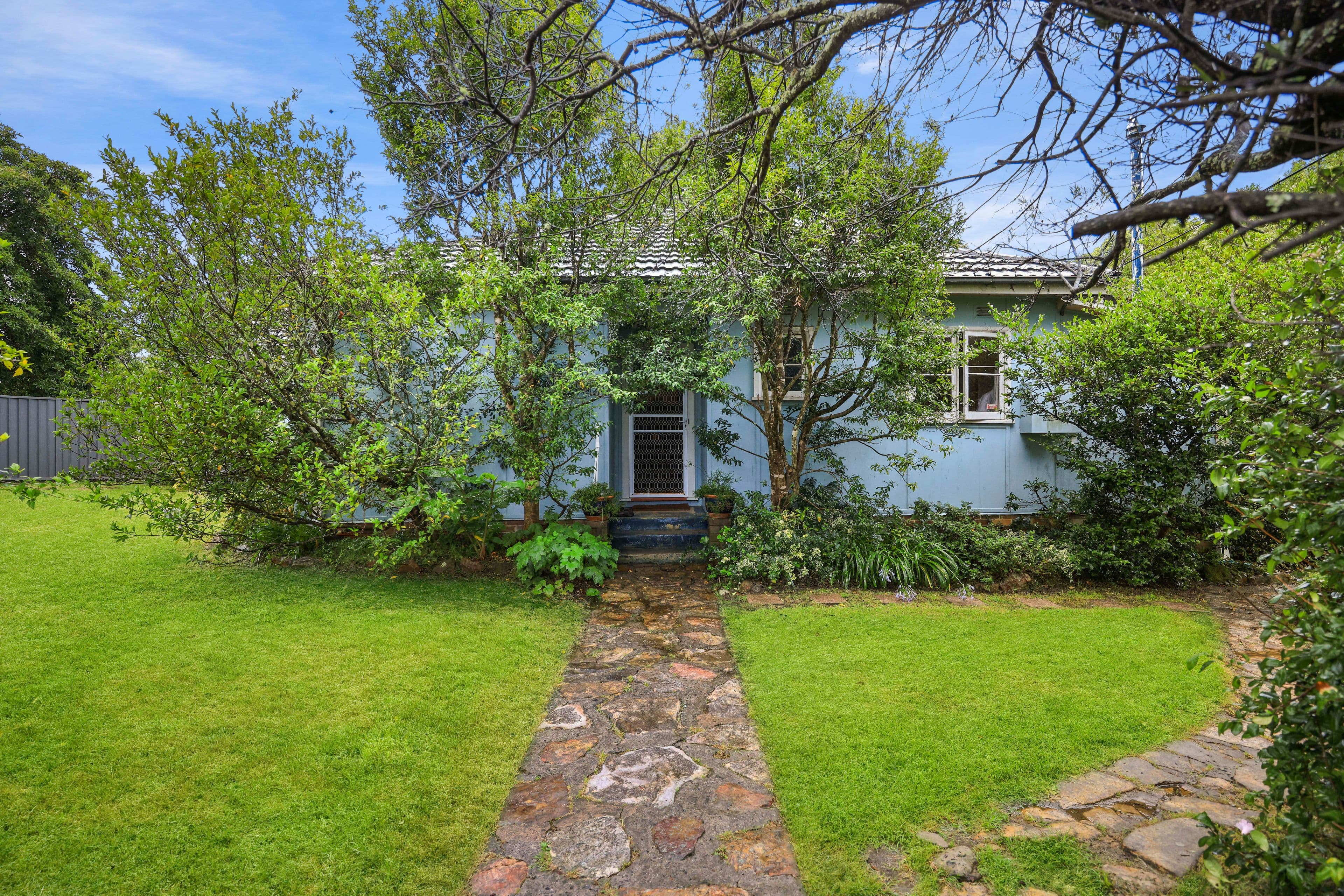 8 Harold Street, Hill Top NSW 2575, Hill Top - Image 1