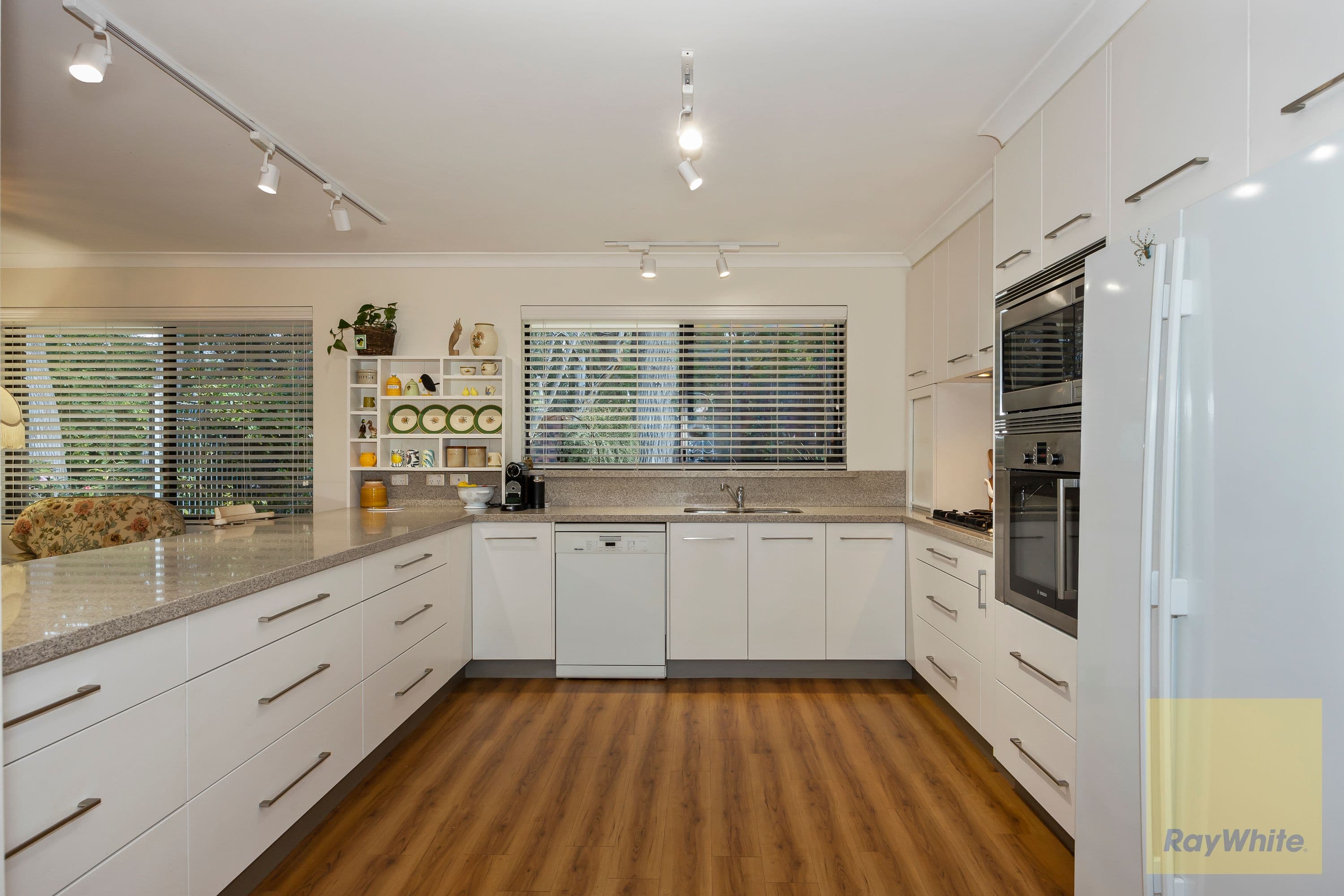 1 Mcglew Road, Glen Forrest WA 6071, Glen Forrest - Thumbnail 6