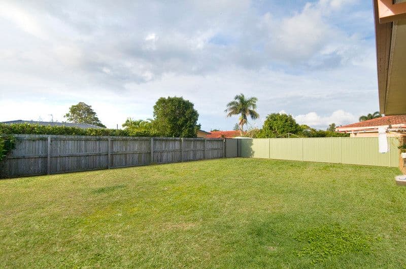 45 Denawen Street, PALM BEACH QLD 4221, Palm Beach - Thumbnail 3