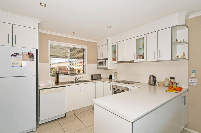45 Denawen Street, PALM BEACH QLD 4221, Palm Beach - Thumbnail 7