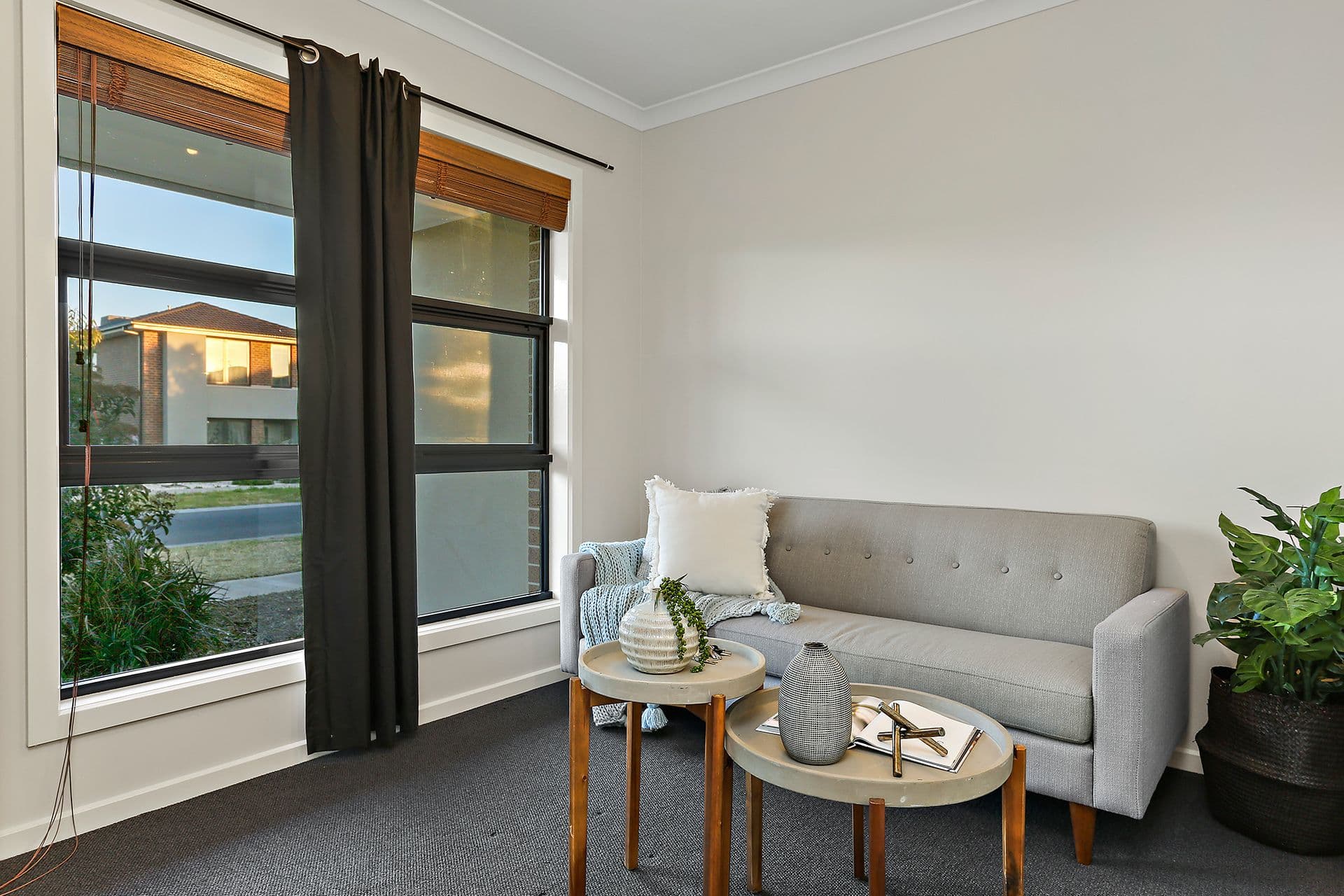 16 Mirka Way, Point Cook VIC 3030, Point Cook - Thumbnail 2