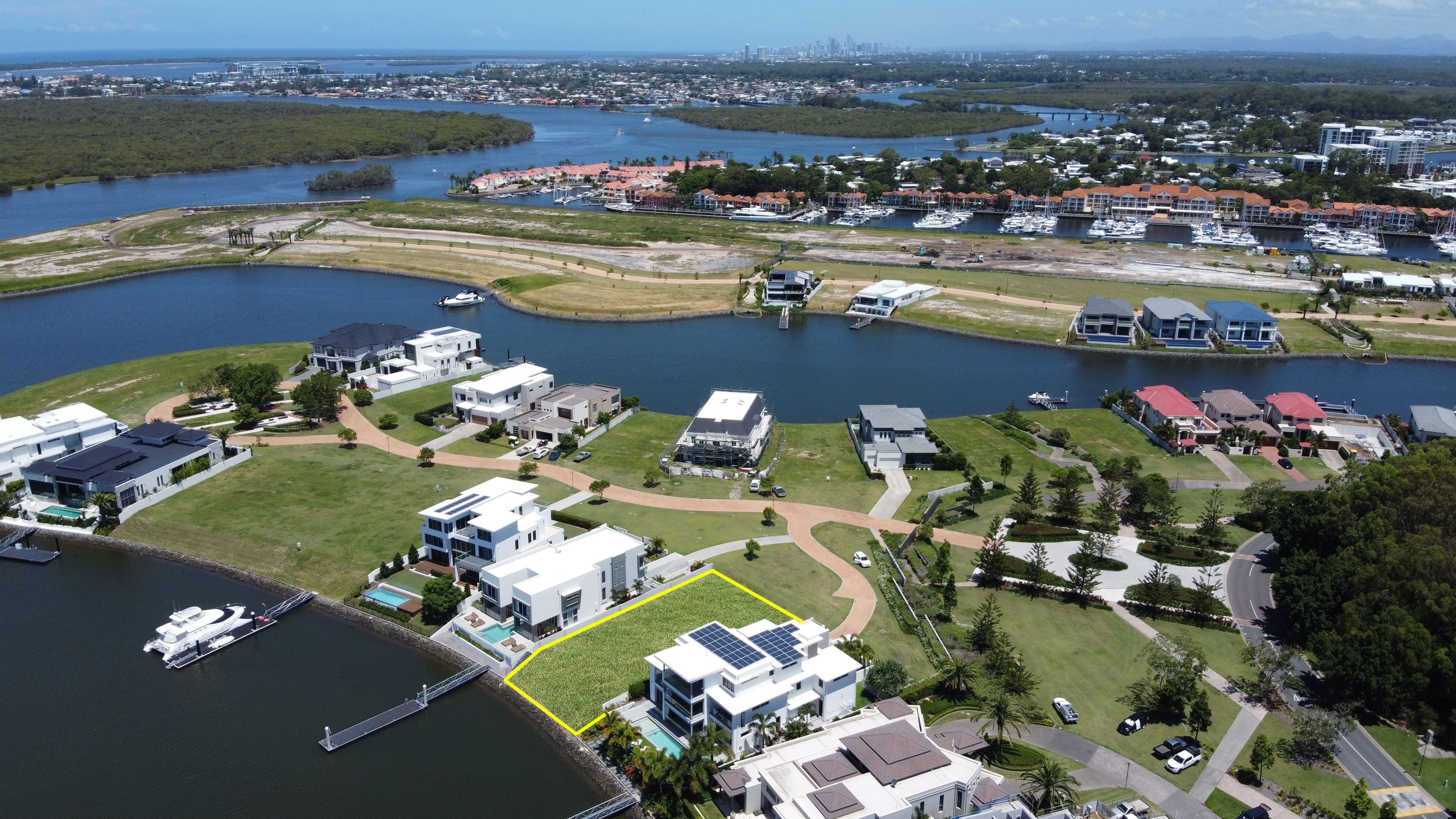 1030 Edgecliff Place, Sanctuary Cove QLD 4212, Hope Island - Image 1