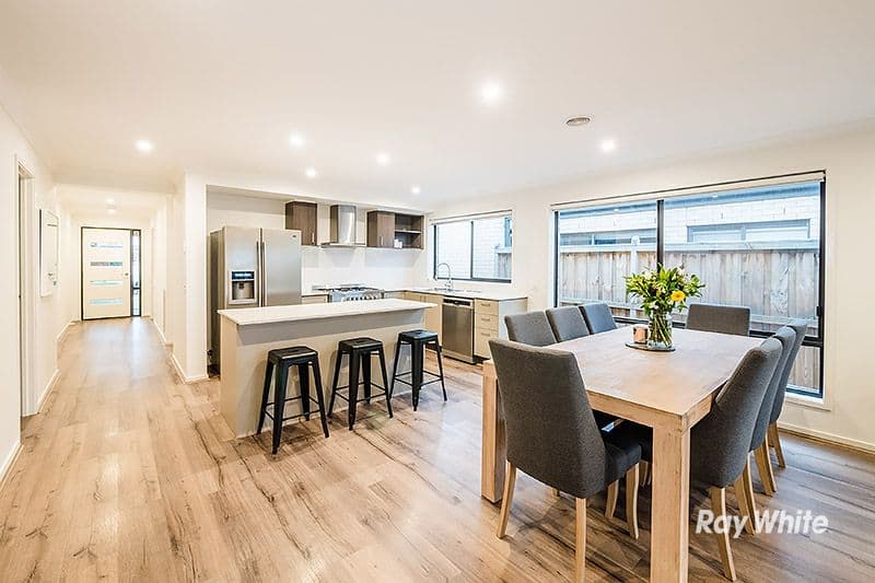 8 Hassett Lane, Cranbourne West VIC 3977, Cranbourne West - Thumbnail 5