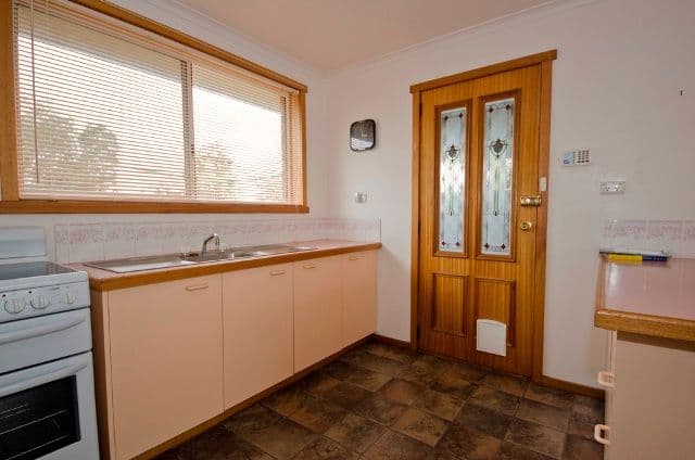 38 Bimbimbi Avenue, PROSPECT VALE TAS 7250, Prospect Vale - Thumbnail 2