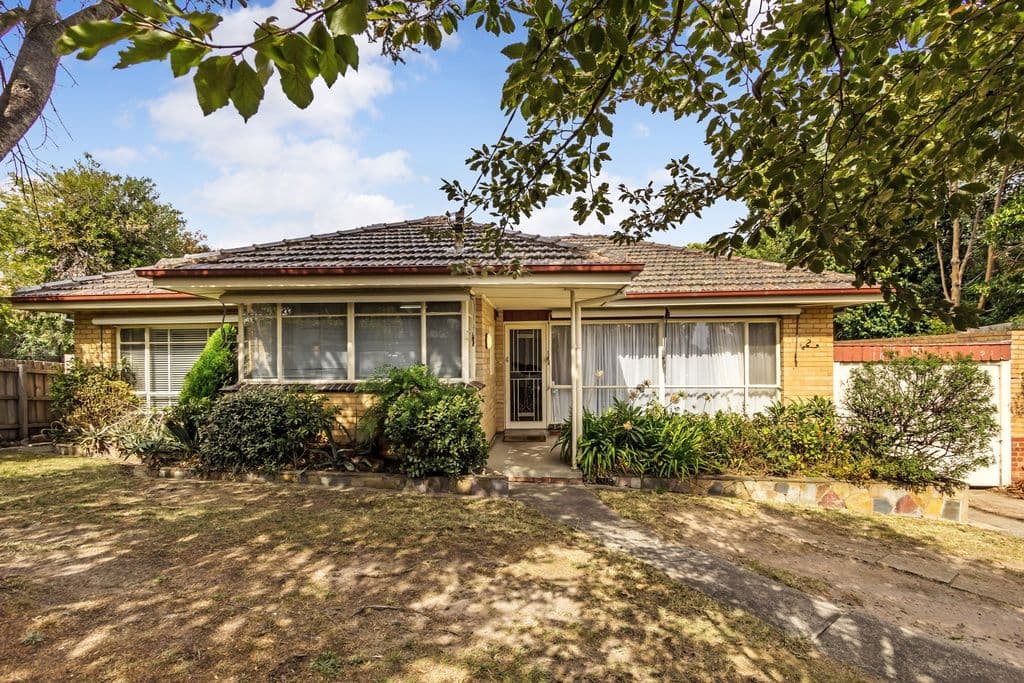 2 Springfield Road, Blackburn VIC 3130, Blackburn - Thumbnail 2