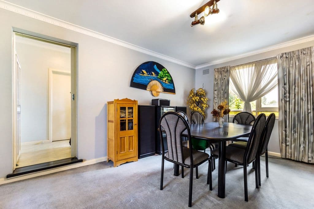 2 Springfield Road, Blackburn VIC 3130, Blackburn - Thumbnail 5