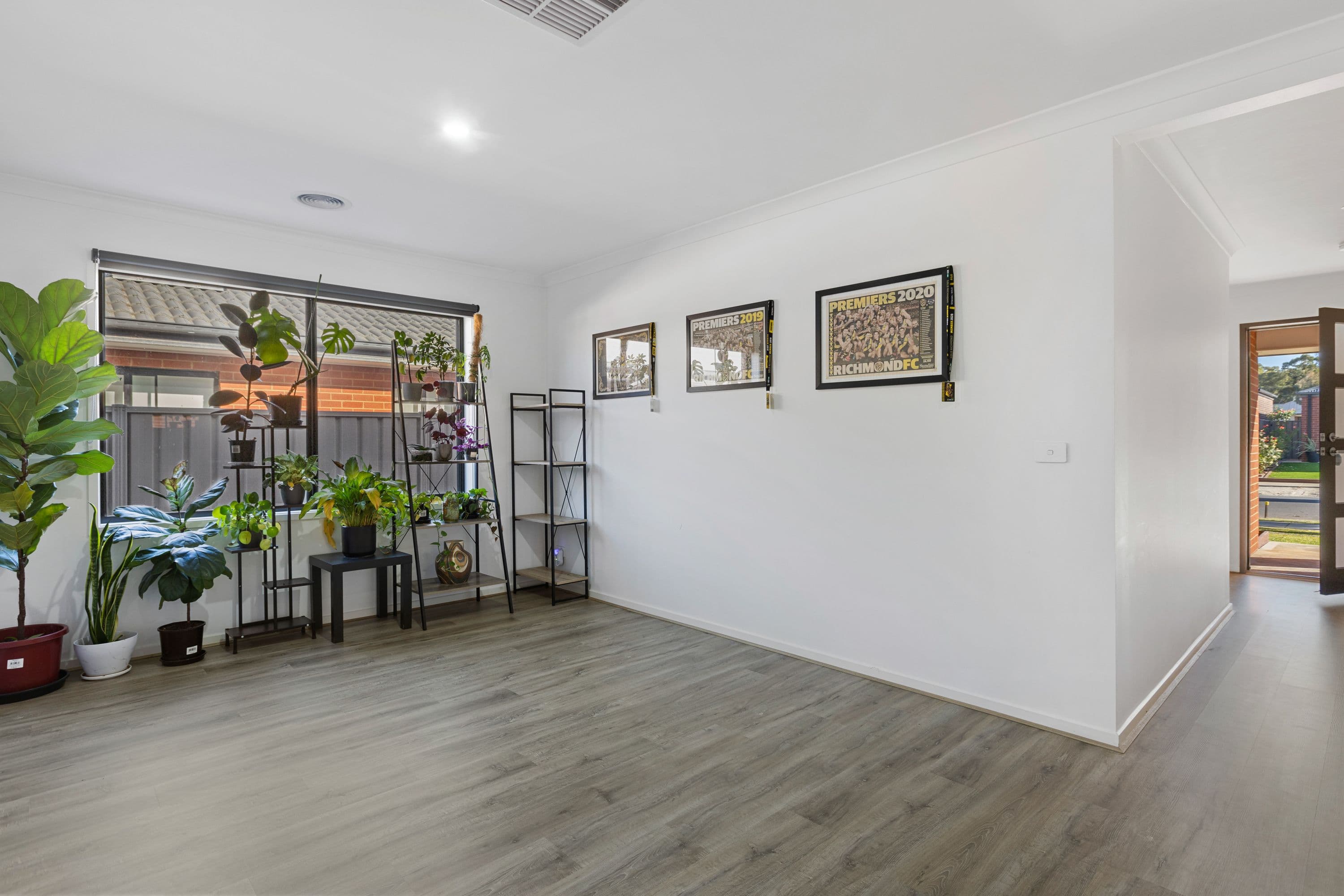 21 Ivory Street, Epsom VIC 3551, Epsom - Thumbnail 2