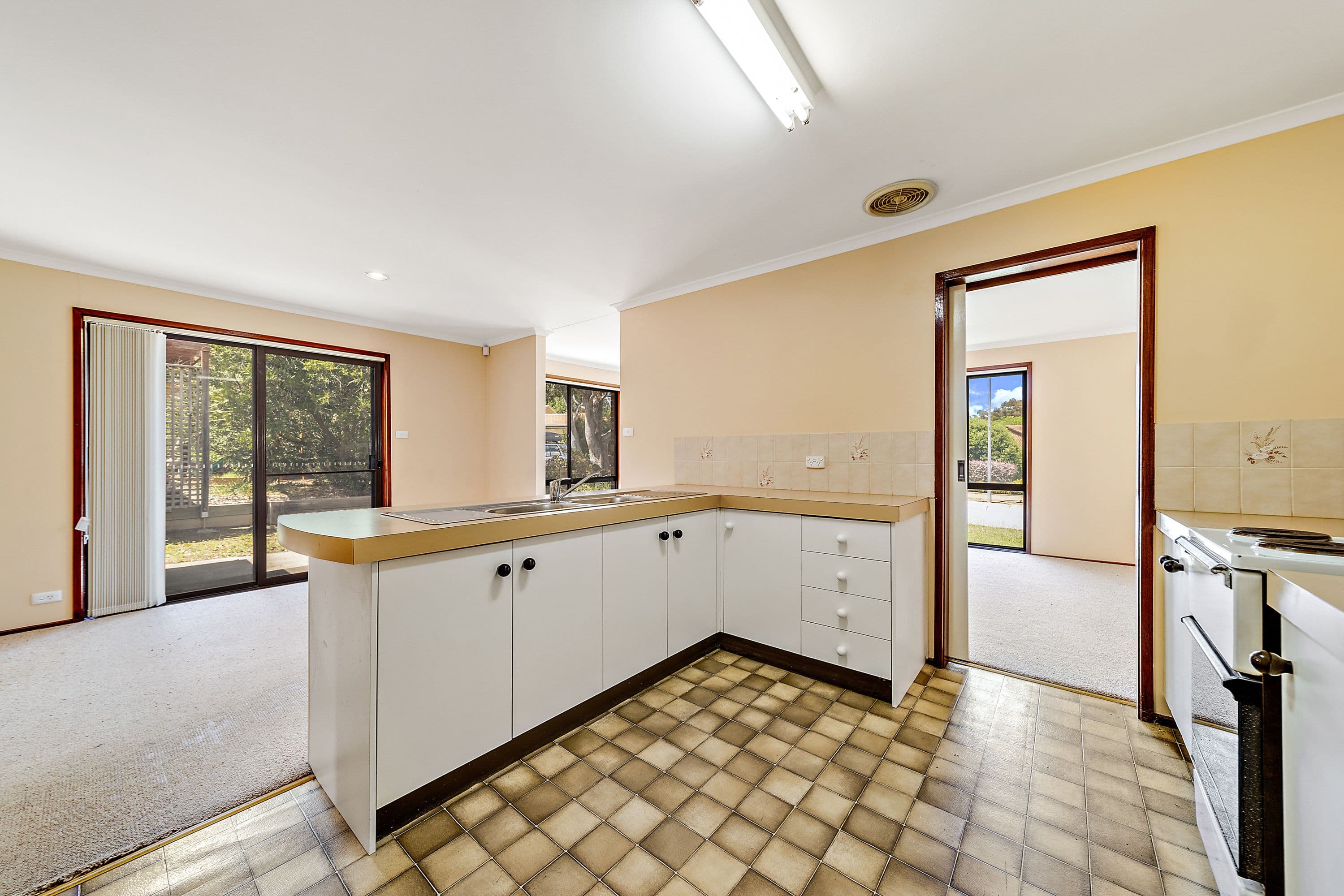 18 Collicott Circuit, Macquarie ACT 2614, Macquarie - Thumbnail 6