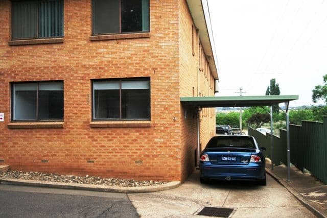 30 River Street, OAKS ESTATE ACT 2620, Oaks Estate - Image 1
