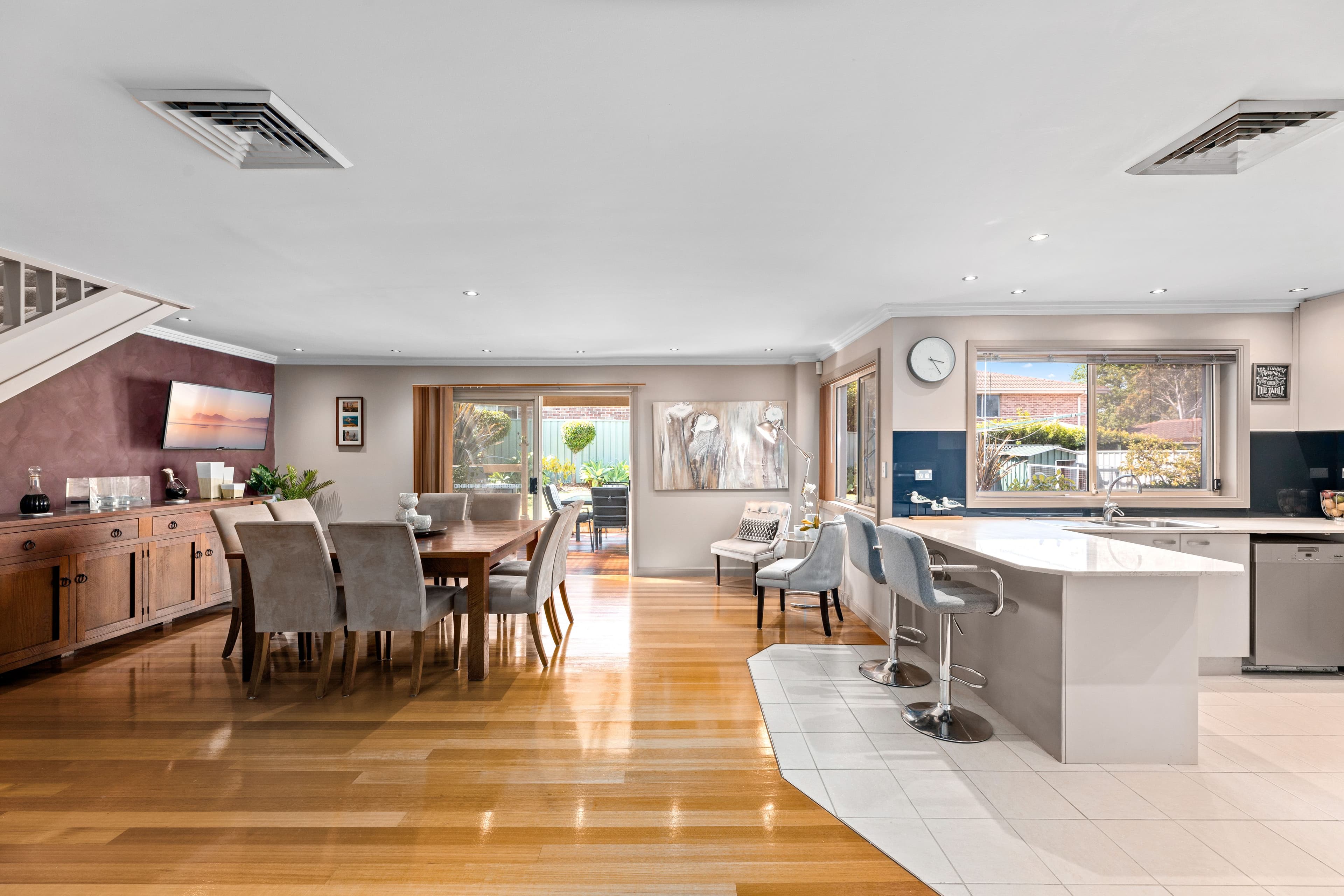 3 Dinjerra Close, Bangor NSW 2234, Bangor - Thumbnail 2