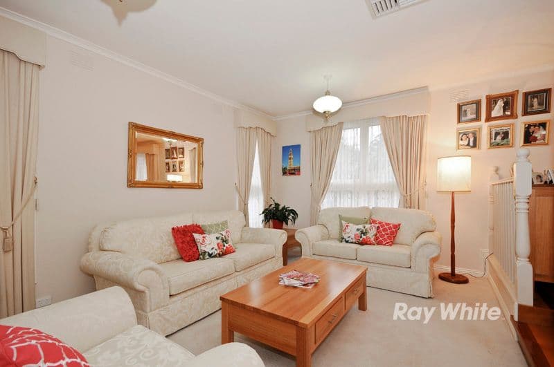 31 Bewsell Avenue, SCORESBY VIC 3179, Scoresby - Thumbnail 2