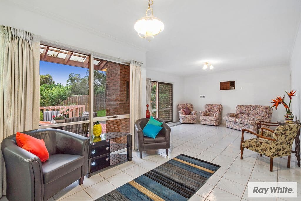 34 SUGARLOAF Drive, Chirnside Park VIC 3116, Chirnside Park - Thumbnail 5