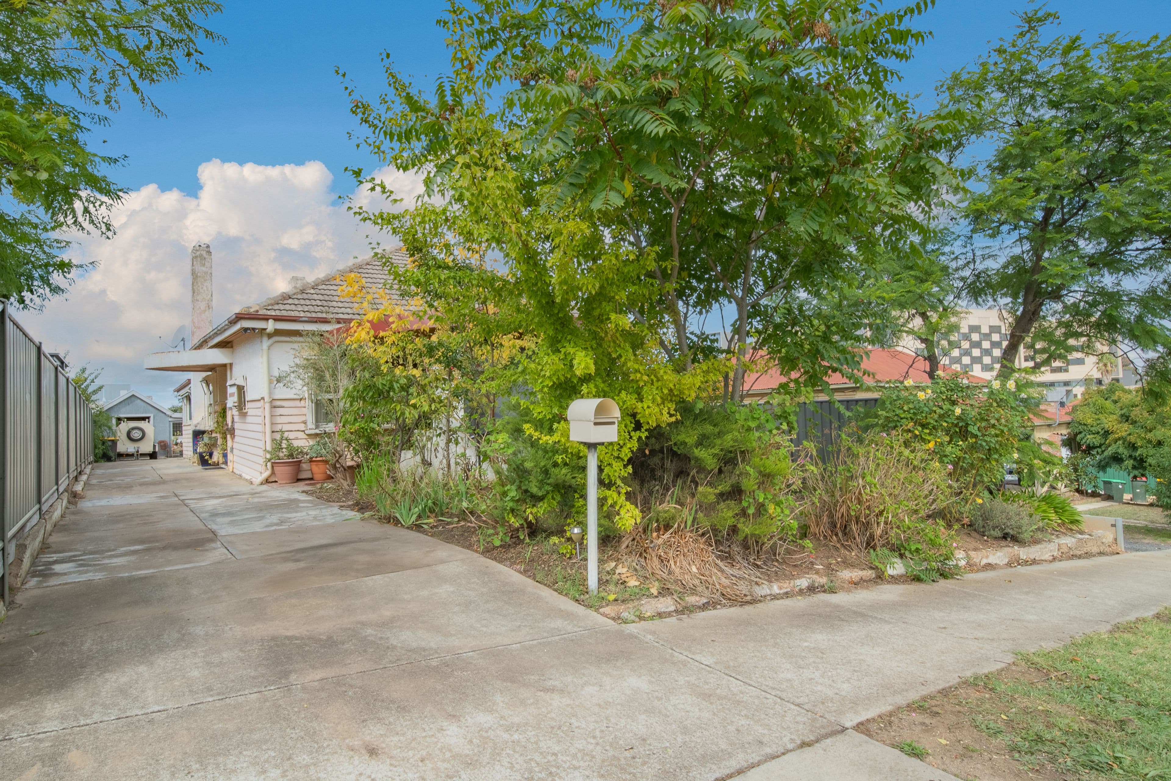 6 Grattan Street, North Bendigo VIC 3550, North Bendigo - Thumbnail 2