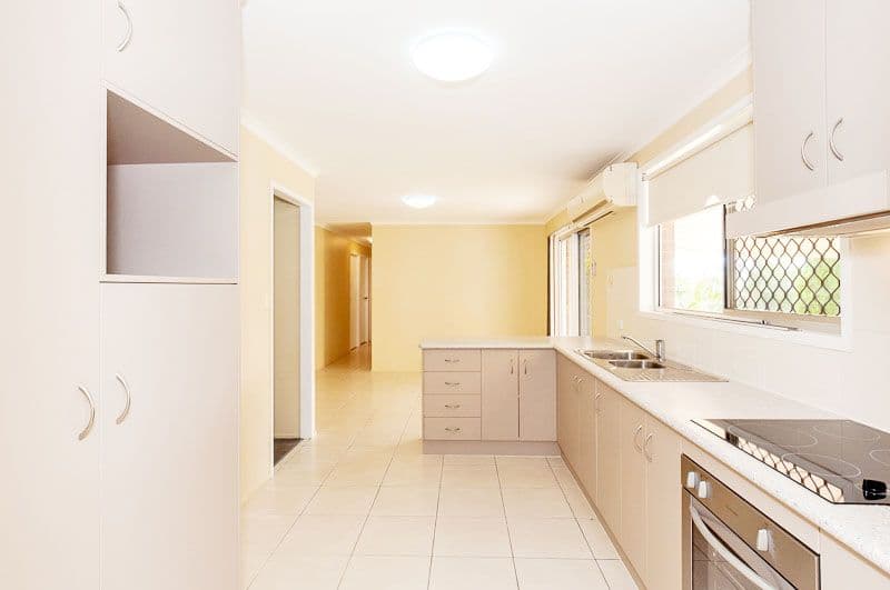 18 Bingera Street, Clinton QLD 4680, Clinton - Thumbnail 3