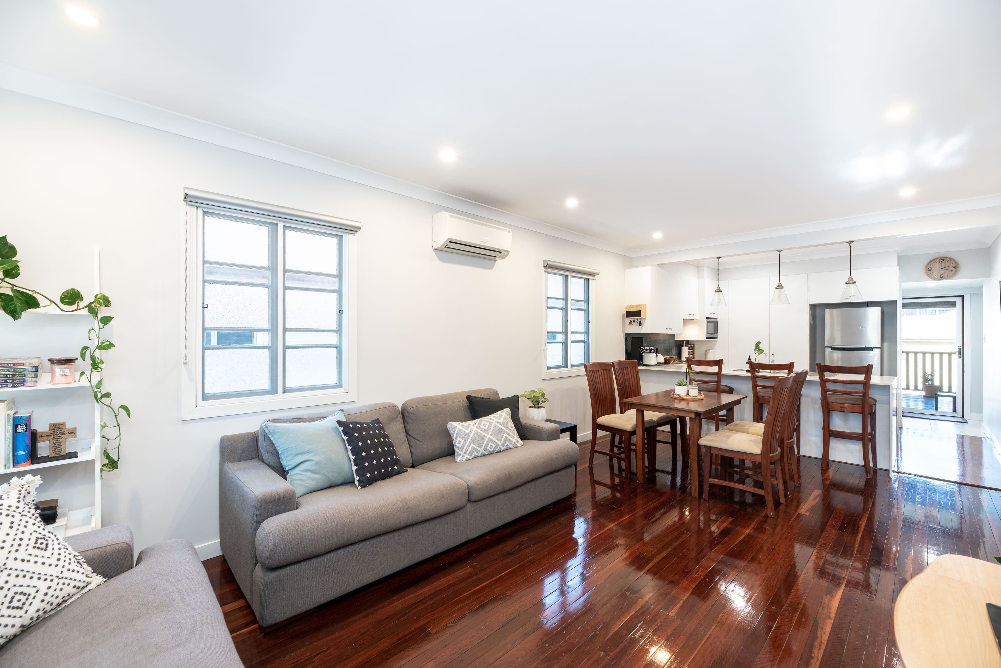 221 Saint Vincents Road, Banyo QLD 4014, Banyo - Thumbnail 2