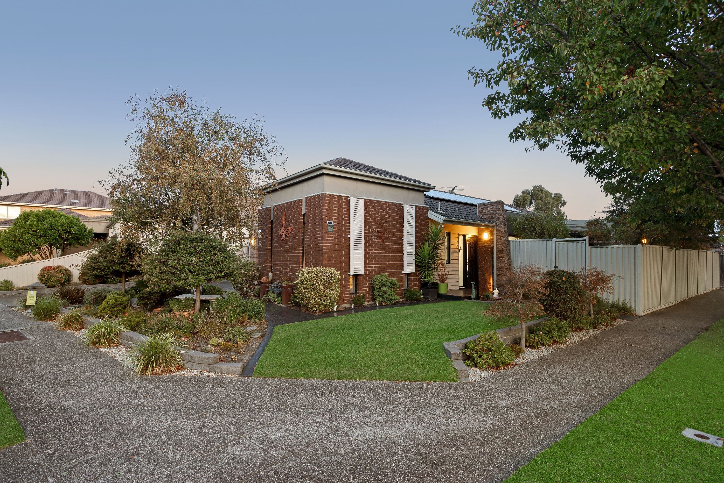 27 Viewgrand Boulevard, Epping VIC 3076, Epping - Image 1