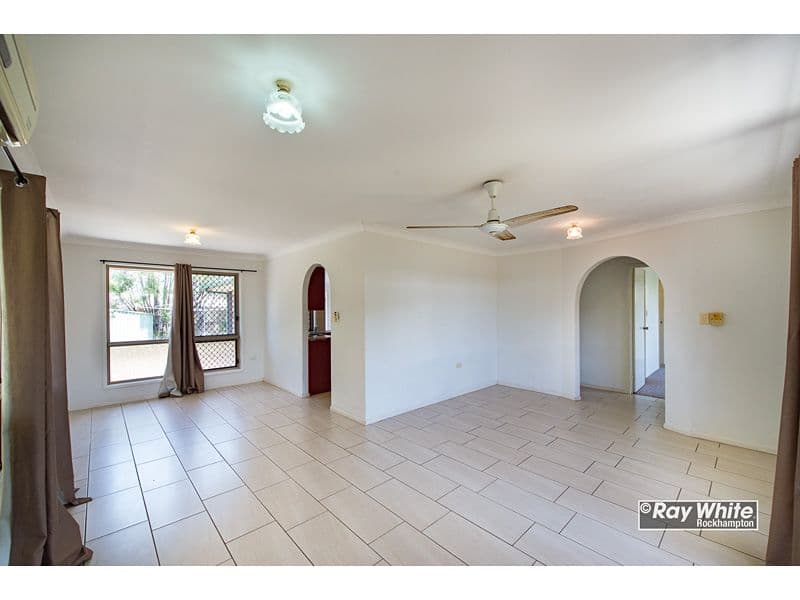 9 Rowe Street, Norman Gardens QLD 4701, Norman Gardens - Thumbnail 3