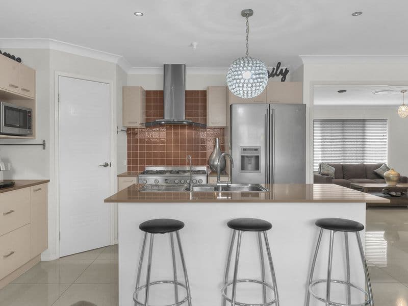 15 Schukow Court, Warner QLD 4500, Warner - Thumbnail 2