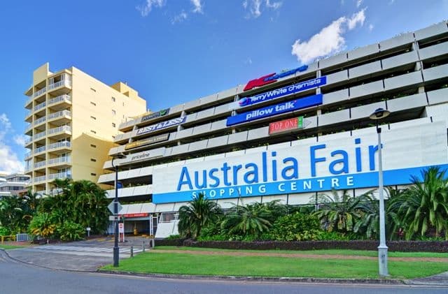  30 Marine Parade, SOUTHPORT QLD 4215, Southport - Thumbnail 8