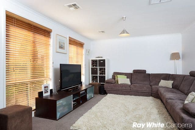 7  Braddon Place, CONDER ACT 2906, Conder - Thumbnail 2