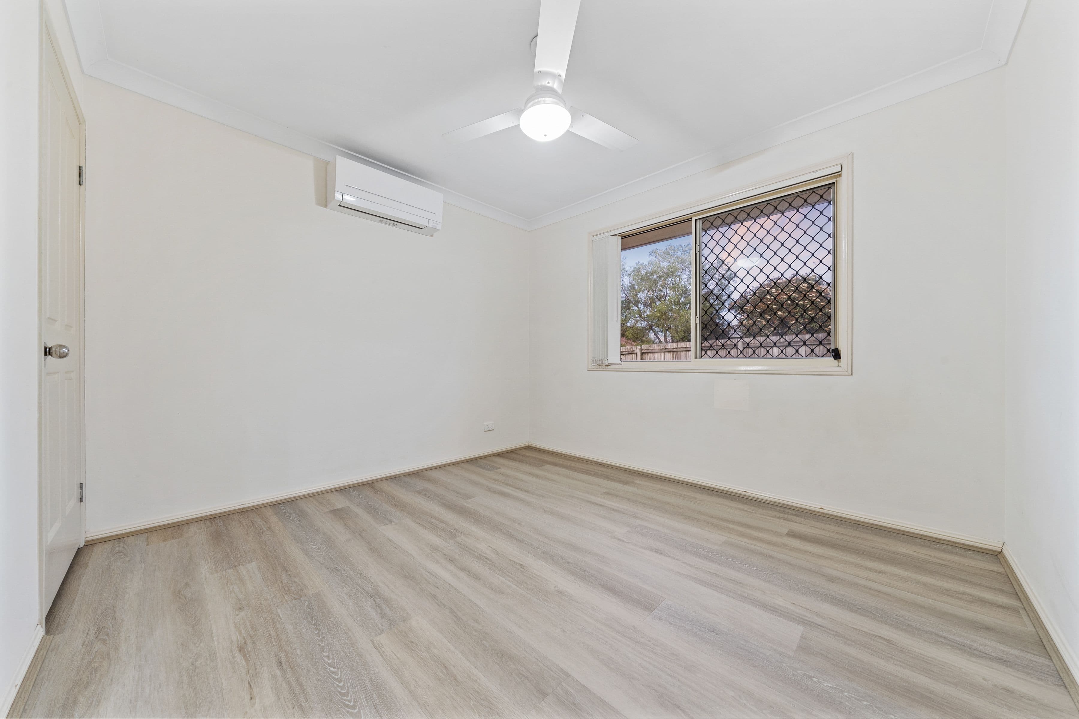 1 Crenton Court, Heritage Park QLD 4118, Heritage Park - Thumbnail 8