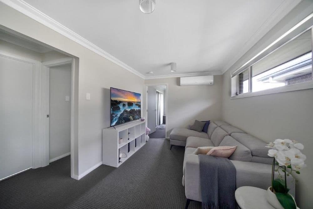 9 Mudgee Street, Gregory Hills NSW 2557, Gregory Hills - Thumbnail 4