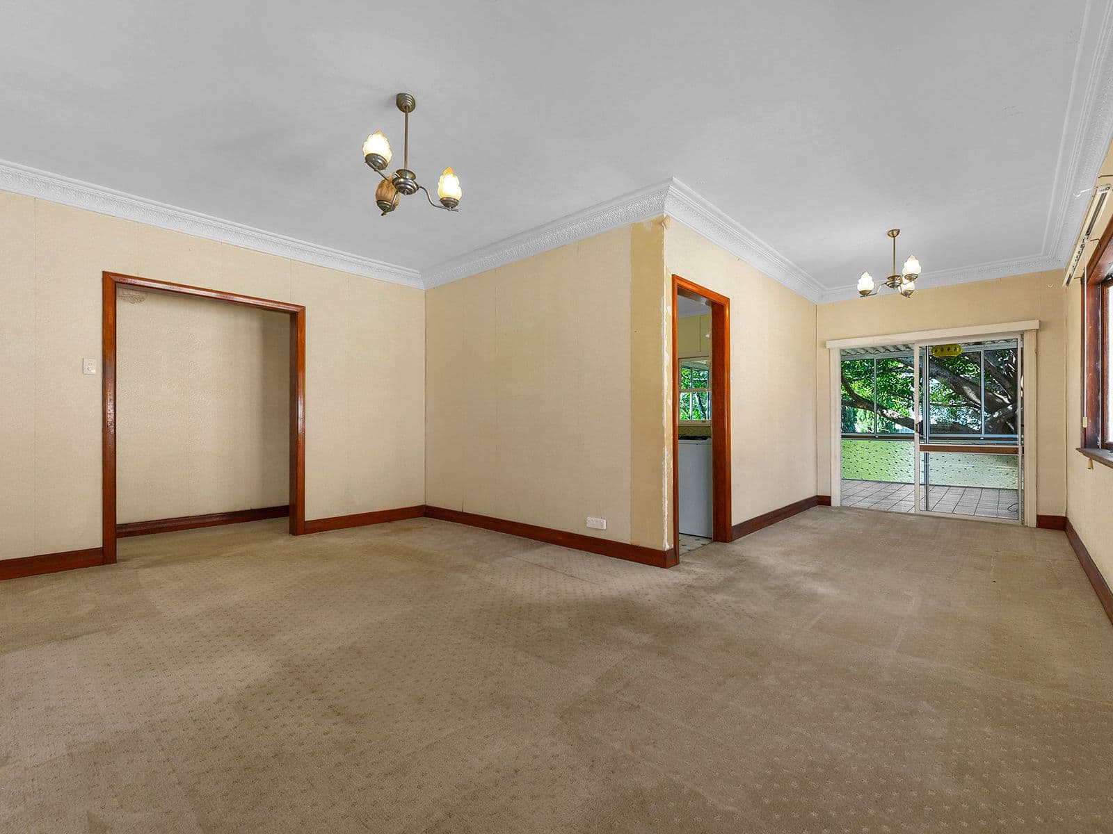 117 Bennetts Road, Norman Park QLD 4170, Norman Park - Thumbnail 2