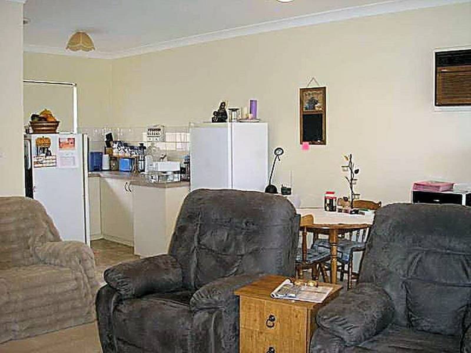 1/2,3&4,235 Deakin Avenue, Mildura - Thumbnail 3