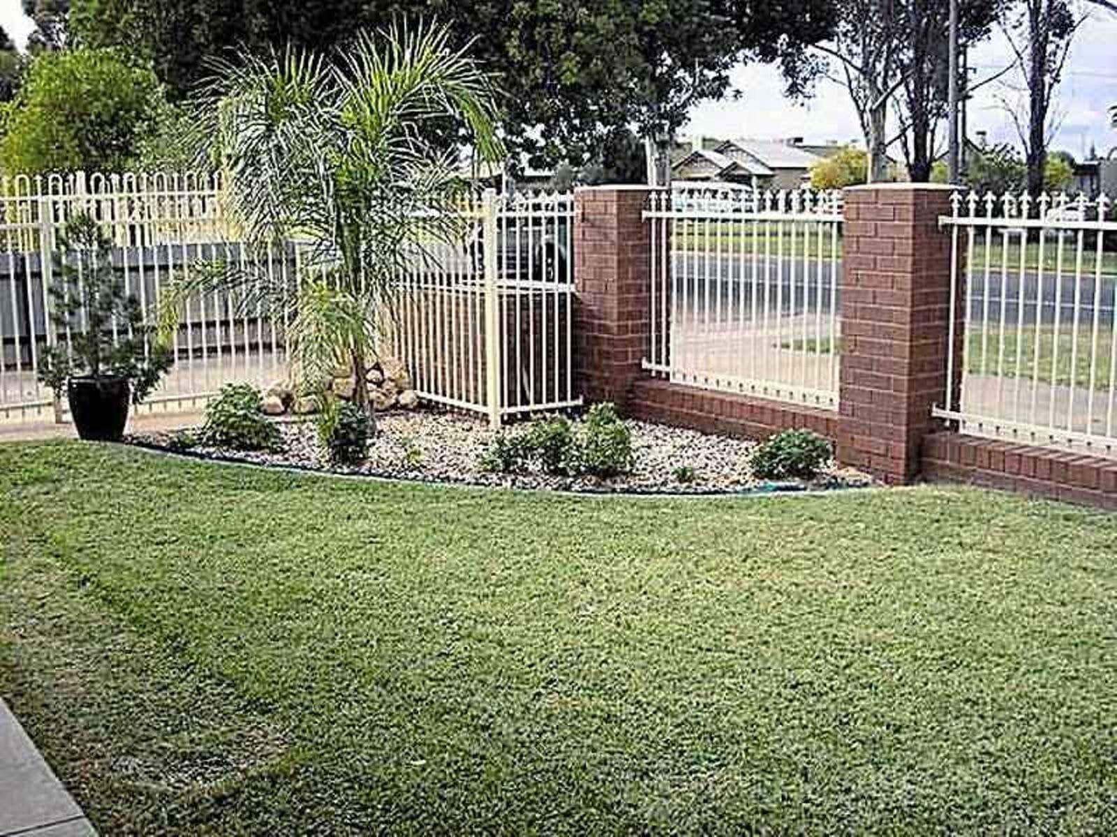 1/2,3&4,235 Deakin Avenue, Mildura - Thumbnail 4