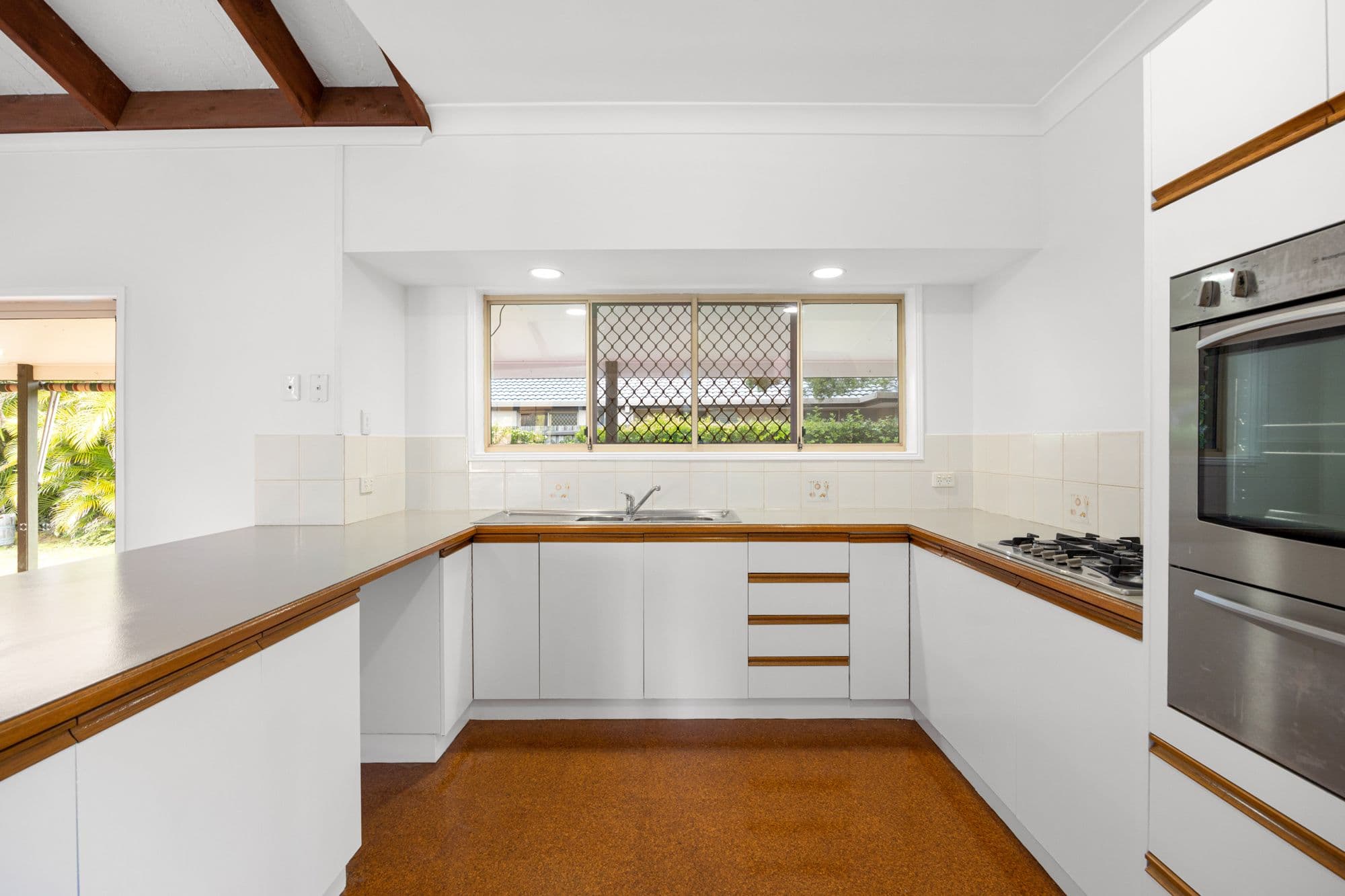 1 Preston Close, Albany Creek QLD 4035, Albany Creek - Thumbnail 2