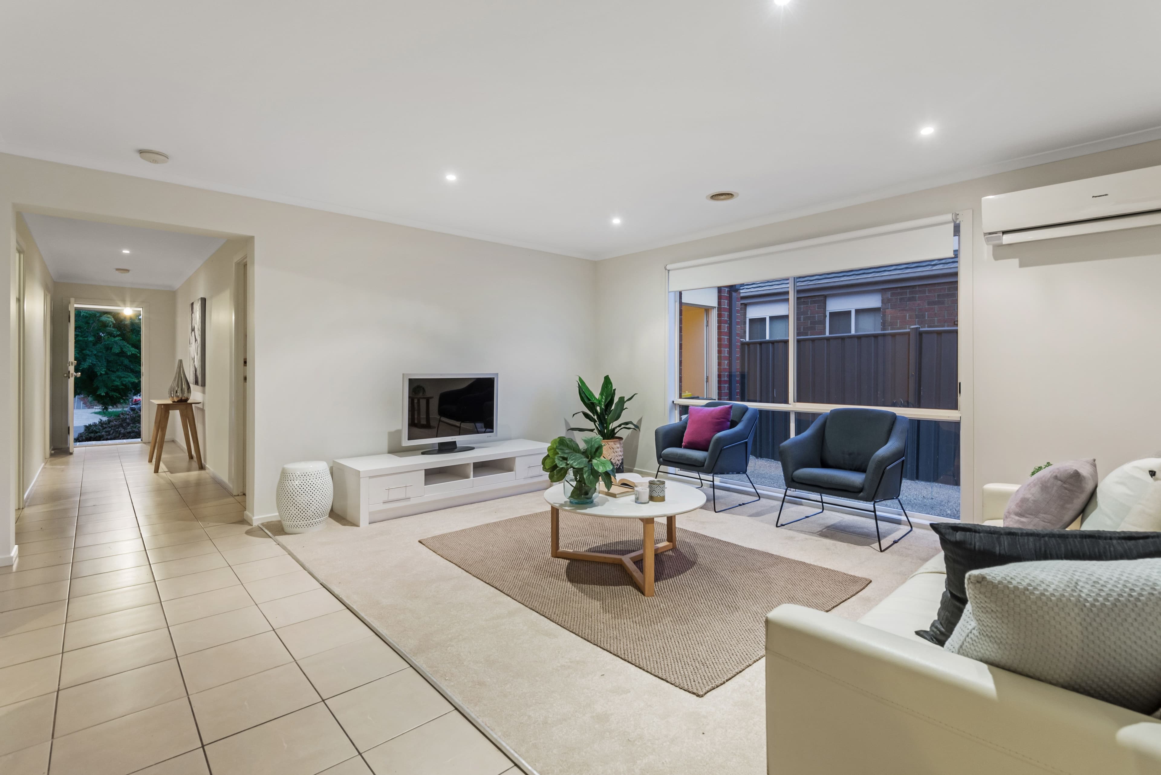 90 Hatchlands Drive, Deer Park VIC 3023, Deer Park - Thumbnail 2