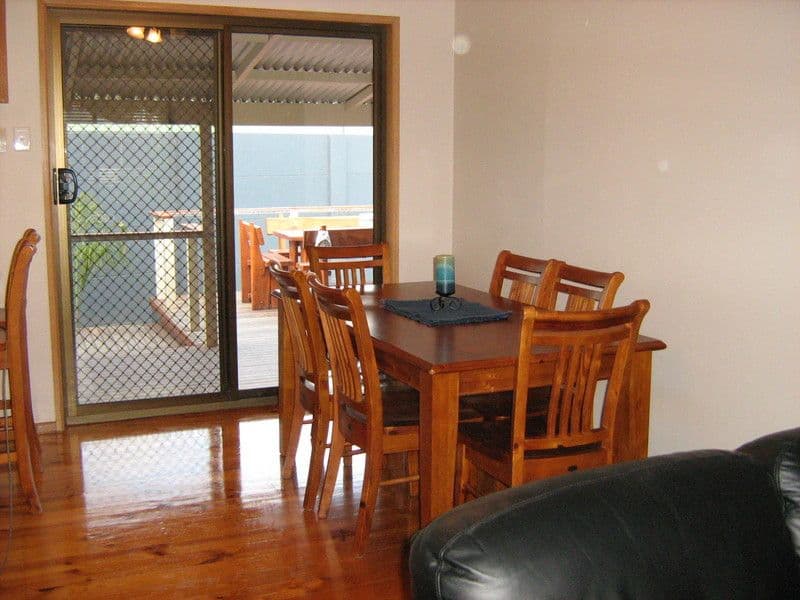 24 Clarke Street West, HOWLONG NSW 2643, Howlong - Thumbnail 5