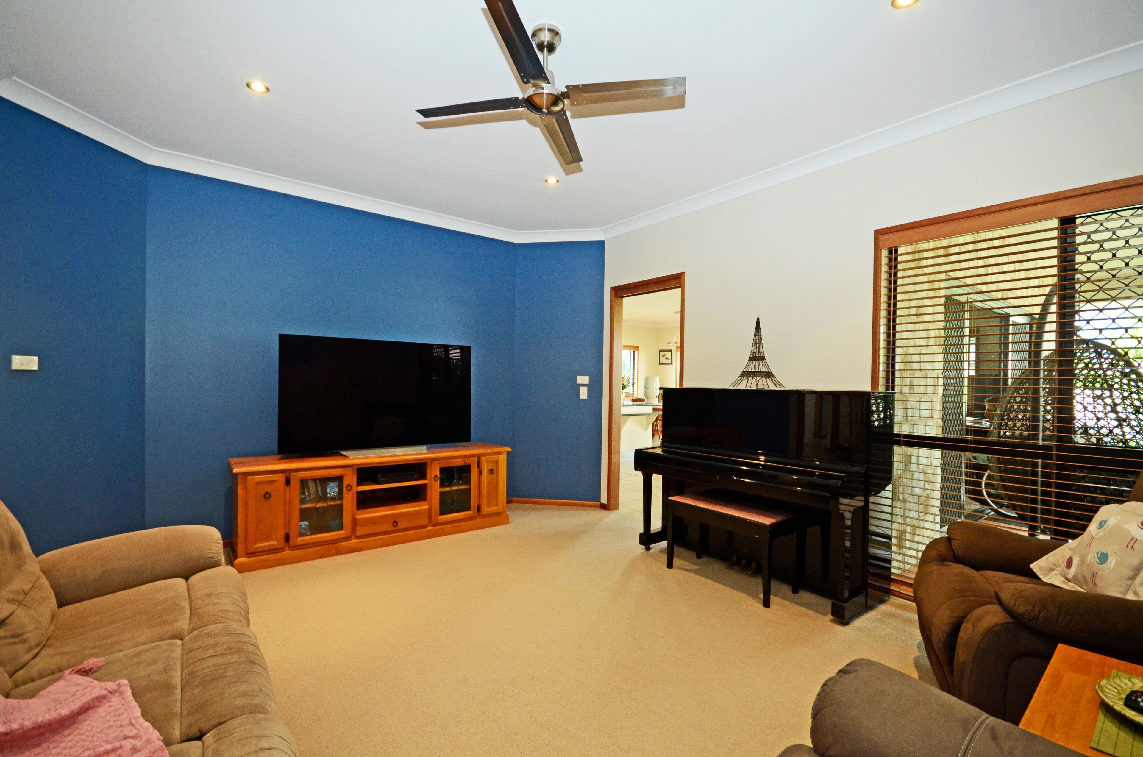 27 Paroz Crescent, Biloela QLD 4715, Biloela - Thumbnail 6