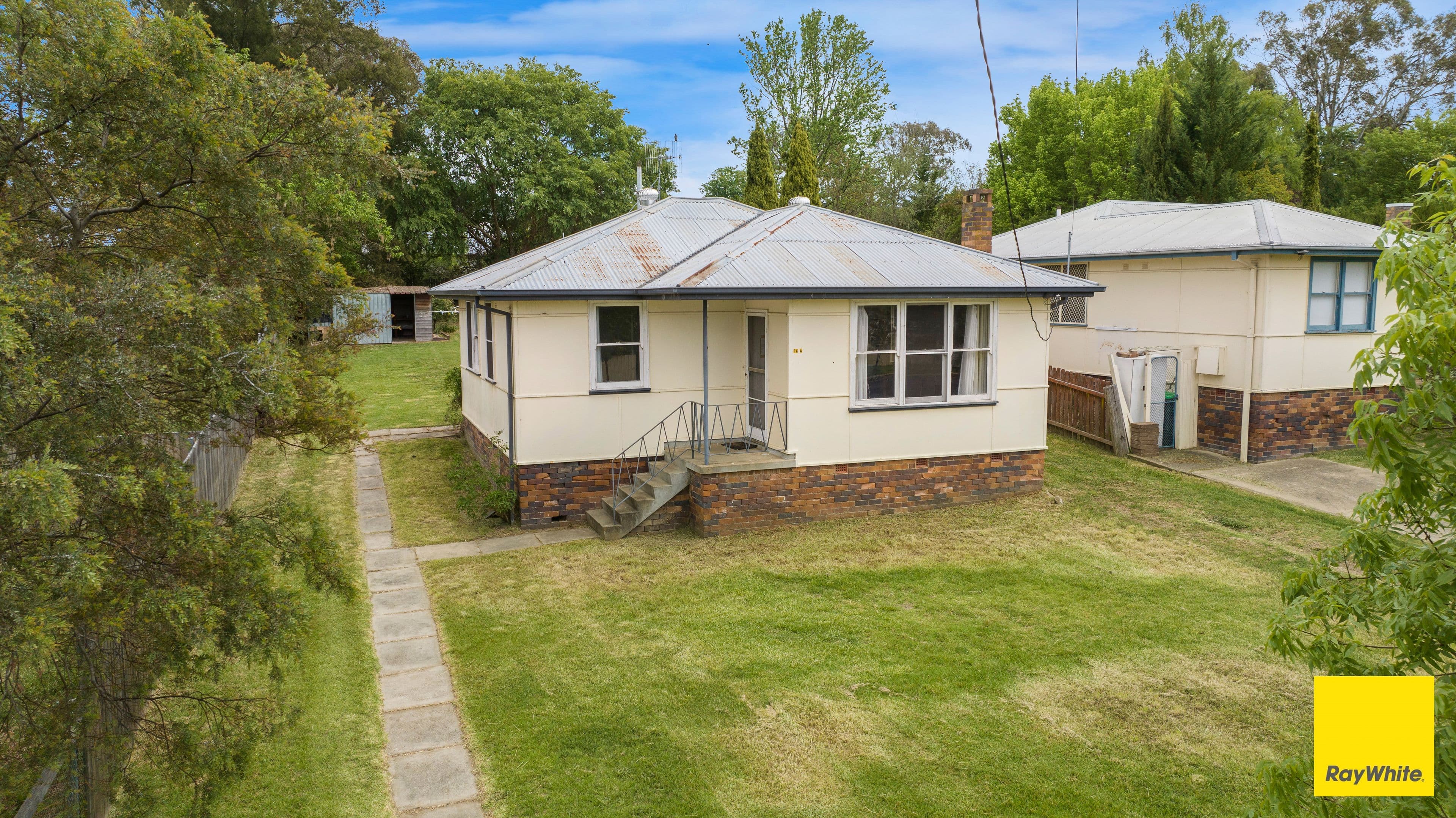 16A Douglas Street, Armidale NSW 2350, Armidale - Image 1