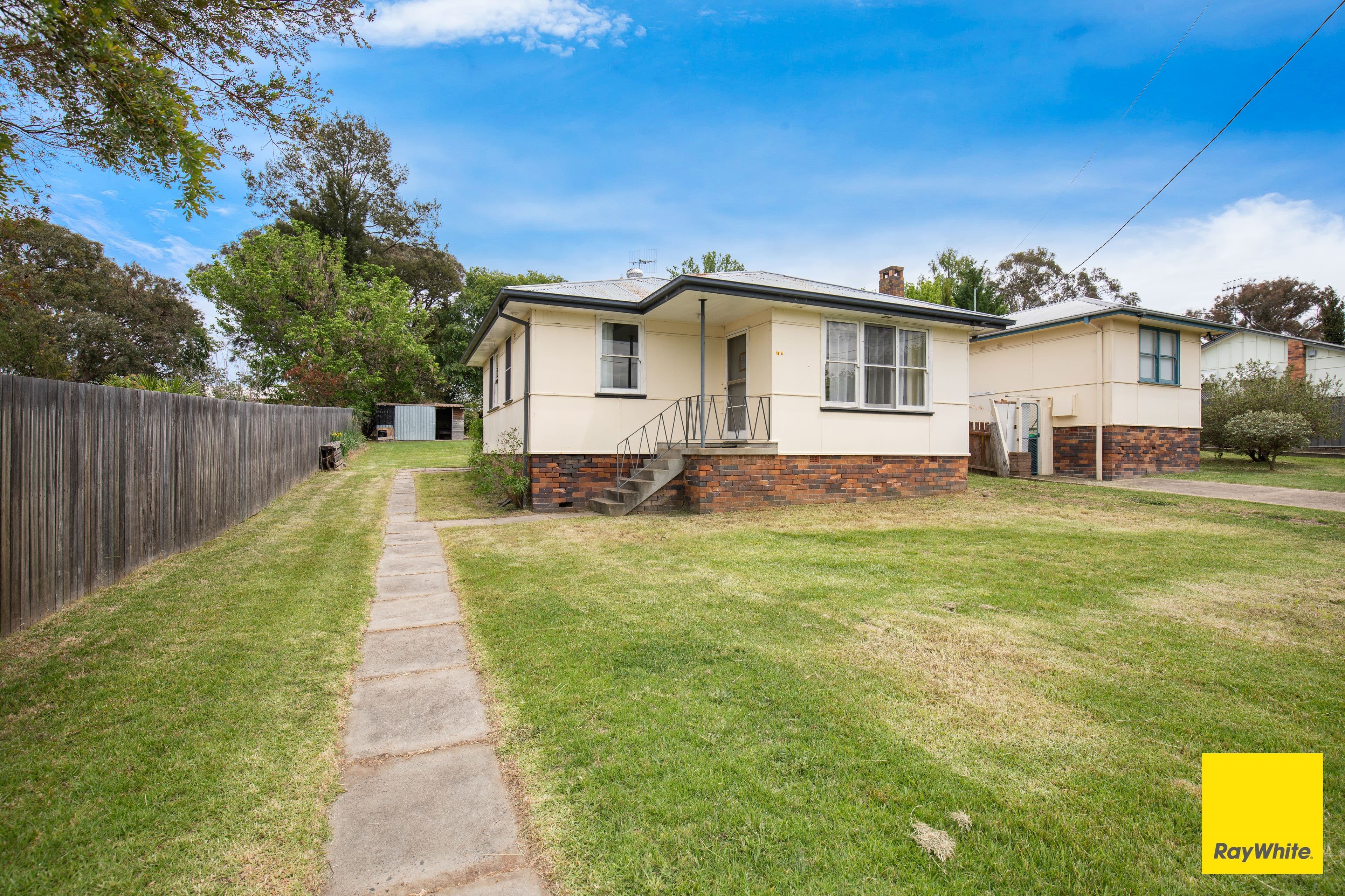 16A Douglas Street, Armidale NSW 2350, Armidale - Thumbnail 2