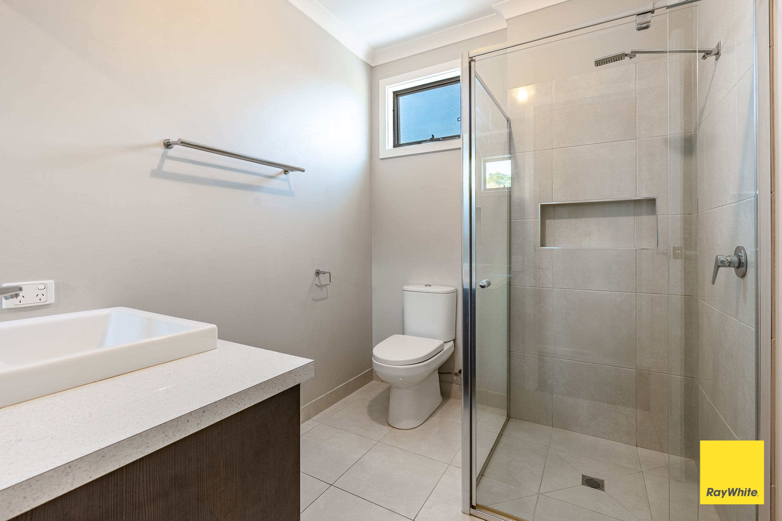 13B Dane Street, East Bendigo VIC 3550, East Bendigo - Thumbnail 4