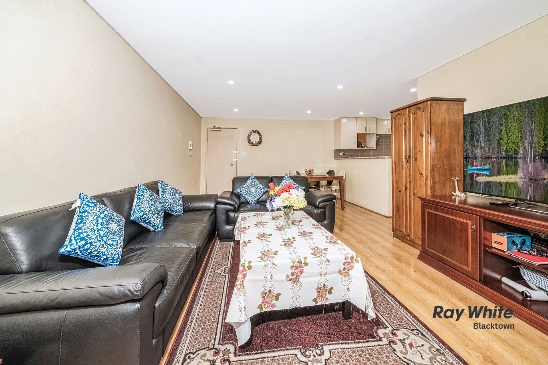 26 MANTAKA Street, Blacktown NSW 2148, Blacktown - Thumbnail 2