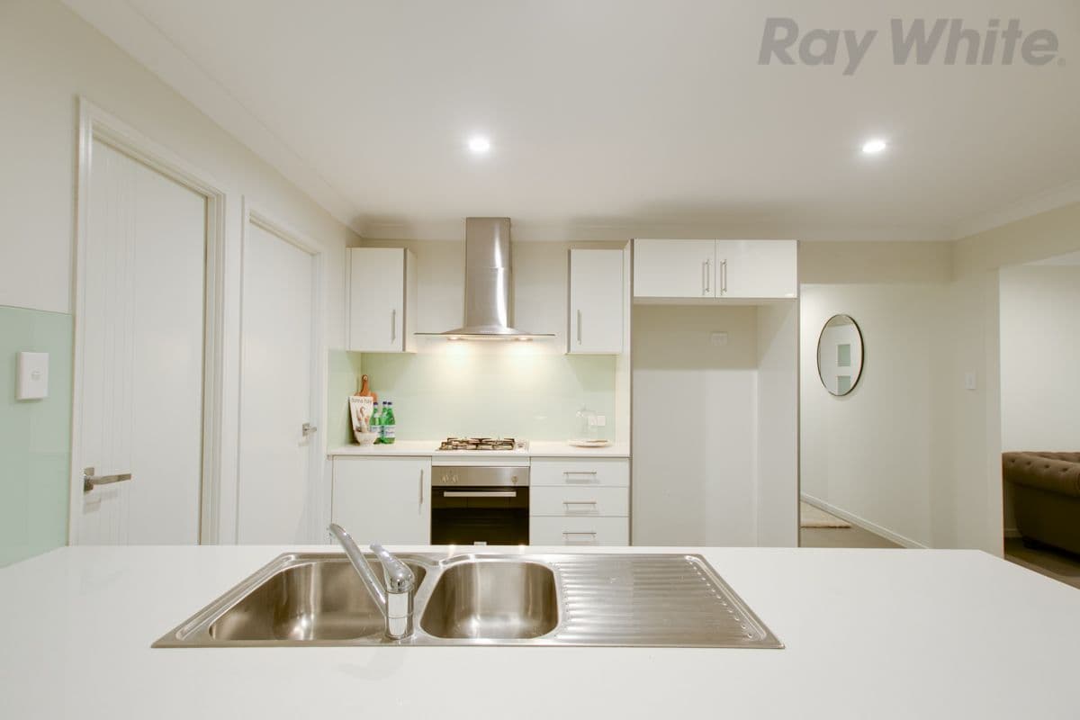 27A Avondale Grove, Mount Waverley VIC 3149, Mount Waverley - Image 1