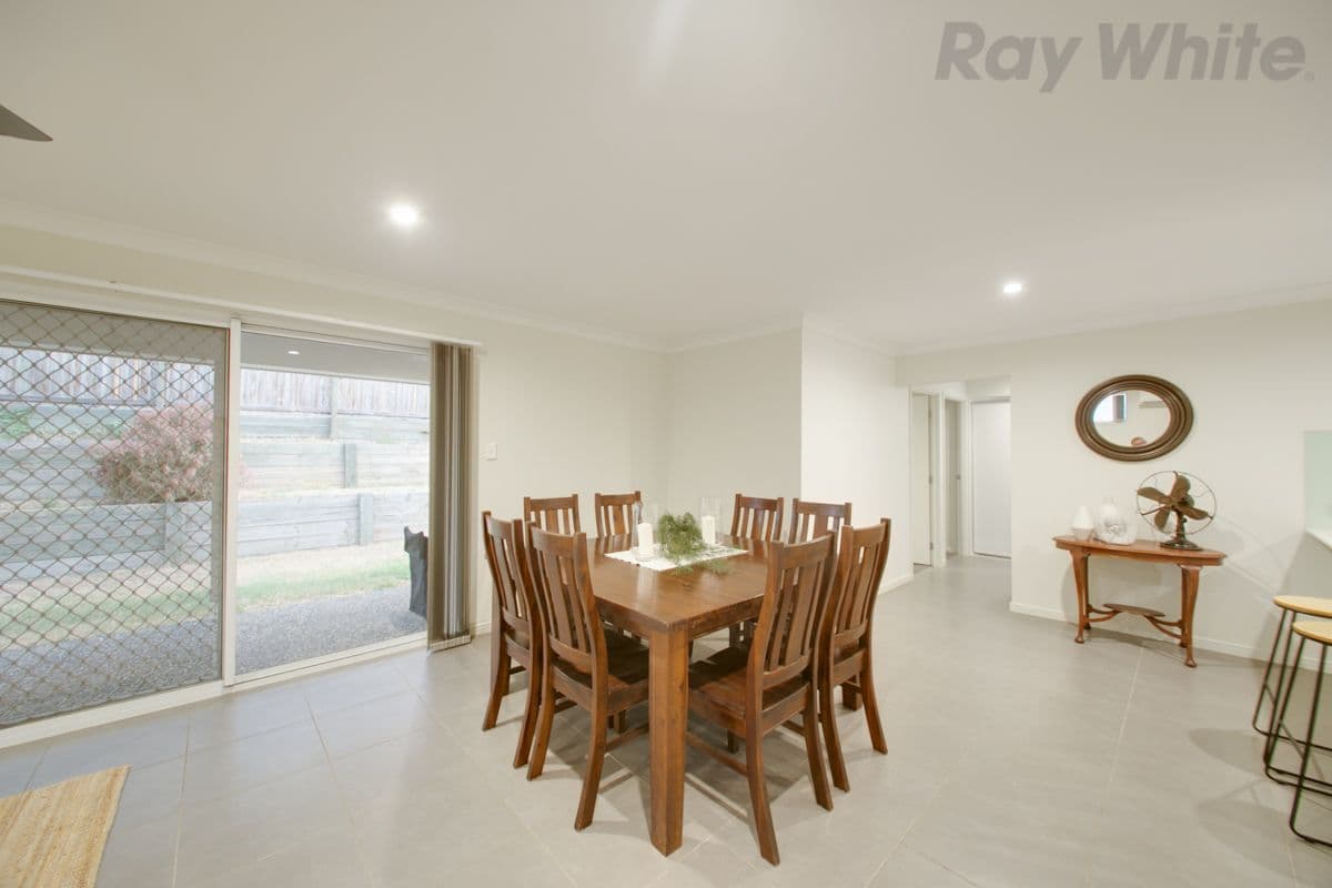 27A Avondale Grove, Mount Waverley VIC 3149, Mount Waverley - Thumbnail 3