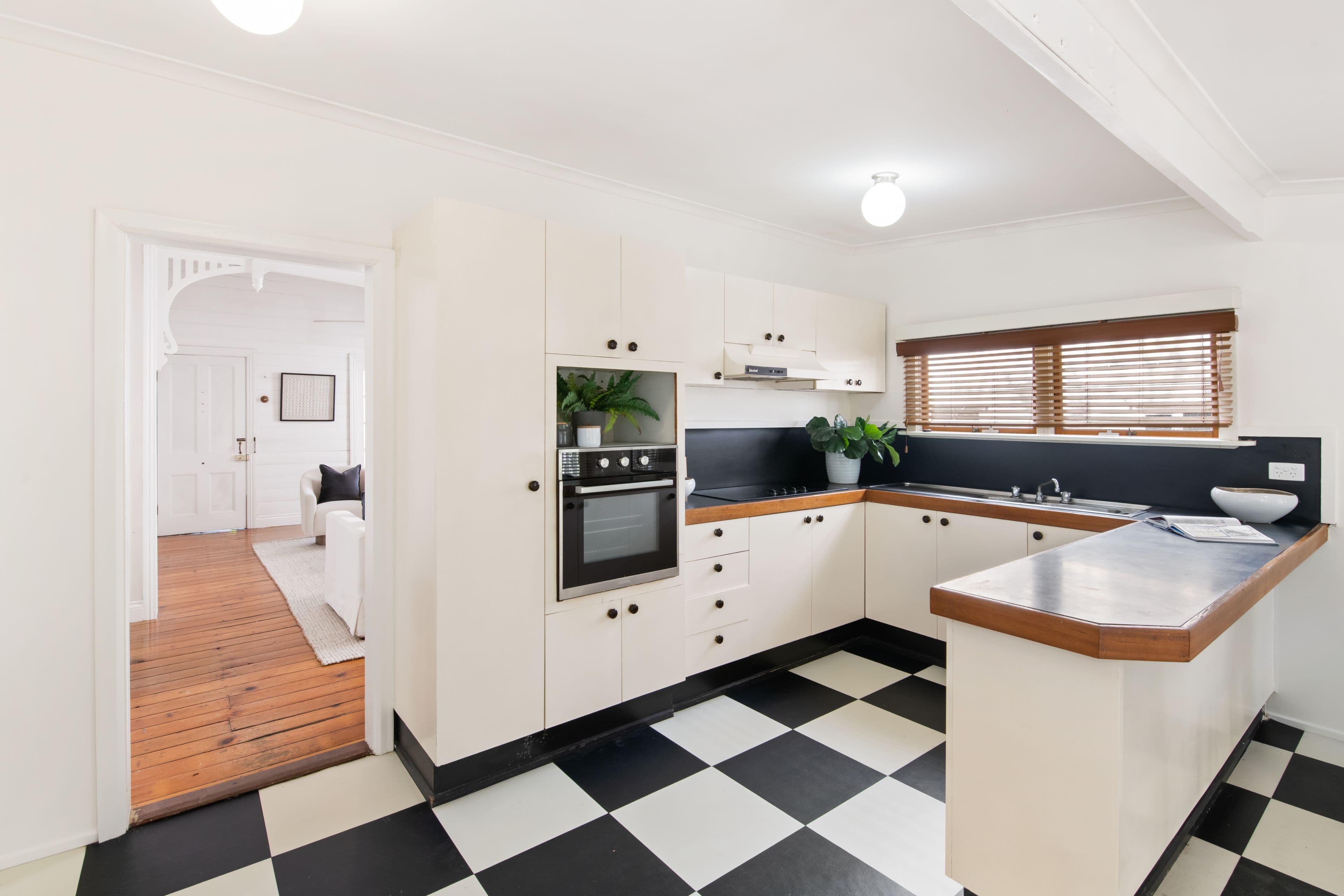 30 Charlotte Street, Paddington QLD 4064, Paddington - Thumbnail 4