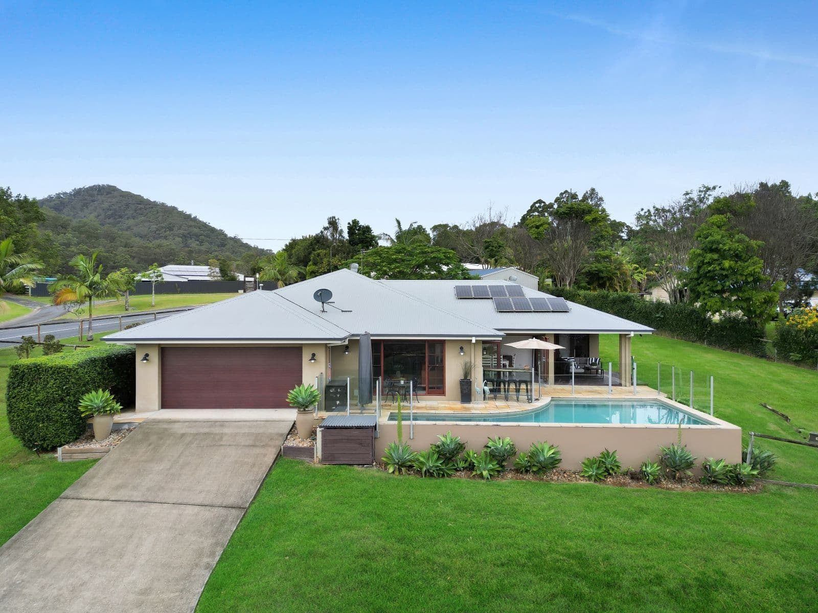 20 Friarbird Crescent, Bonogin QLD 4213, Bonogin - Thumbnail 2