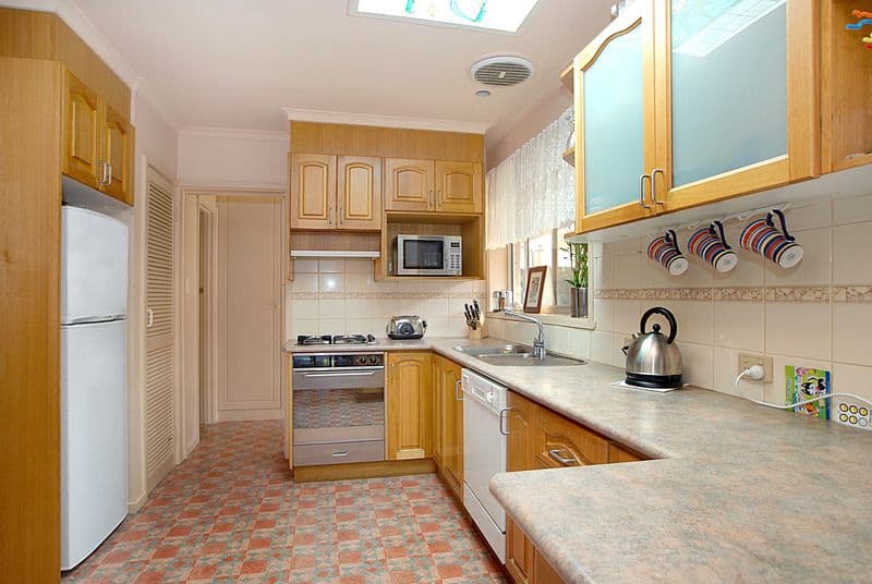 18 Carlisle Road, FERNTREE GULLY VIC 3156, Ferntree Gully - Thumbnail 2